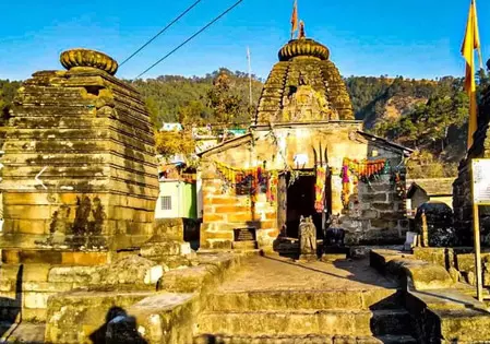 कलयुग के राजा के कोप से बचना है तो भारत के इन मंदिरों का करें दर्शन, राहु- केतु और शनि देव की भी बरसेगी कृपा कलयुग के राजा के कोप से बचना है तो भारत के इन मंदिरों का करें दर्शन, राहु- केतु और शनि देव की भी बरसेगी कृपा