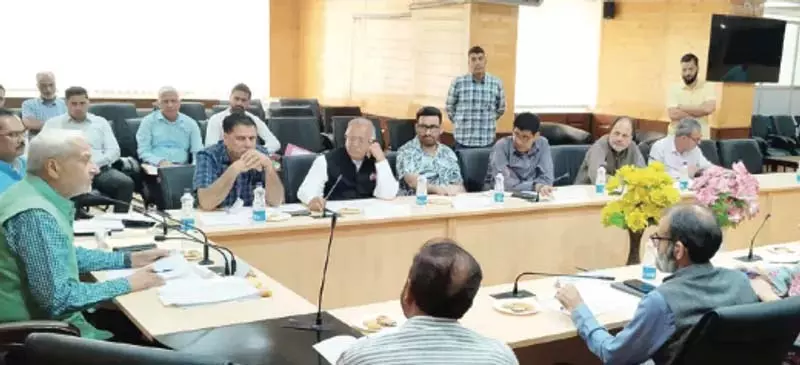 PAC की श्रीनगर में पहली बैठक हुई PAC की श्रीनगर में पहली बैठक हुई