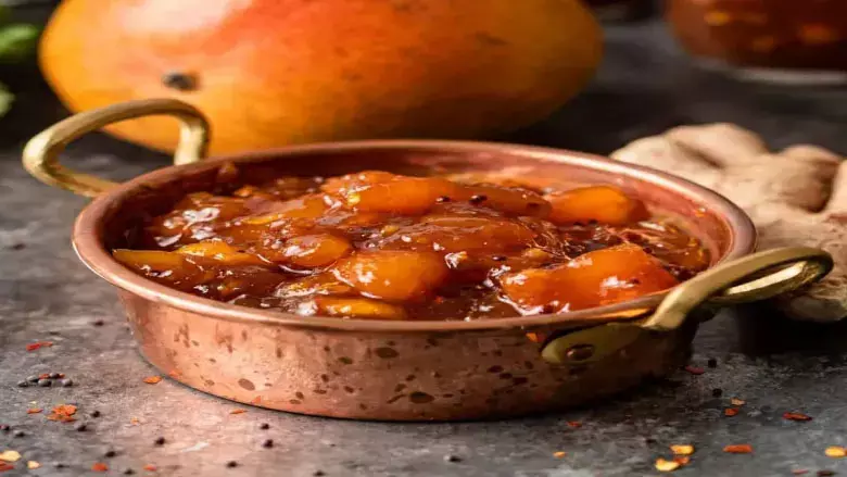 Recipe: गर्मियों में आम की चटनी से बढ़ाएं खाने का स्वाद, घर पर ऐसे बनाएं Recipe: गर्मियों में आम की चटनी से बढ़ाएं खाने का स्वाद, घर पर ऐसे बनाएं