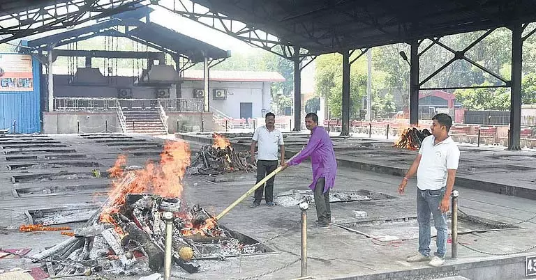 OHRC ने ओडिशा में श्मशान घाटों में अनुसूचित जातियों के प्रवेश पर ‘प्रतिबंध’ पर रिपोर्ट मांगी OHRC ने ओडिशा में श्मशान घाटों में अनुसूचित जातियों के प्रवेश पर ‘प्रतिबंध’ पर रिपोर्ट मांगी