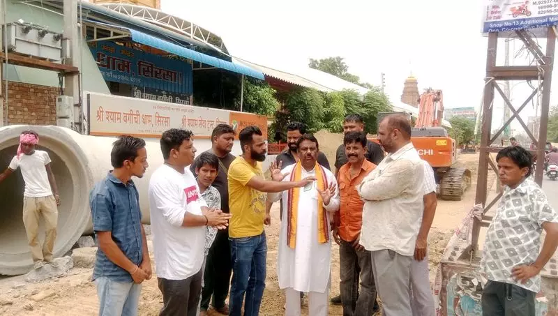 Sirsa ड्रेनेज परियोजना पर विवाद, एमसी चेयरमैन ने किया स्थल का निरीक्षण Sirsa ड्रेनेज परियोजना पर विवाद, एमसी चेयरमैन ने किया स्थल का निरीक्षण