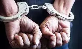 AP: फर्जी शादी रचाने के आरोप में चार गिरफ्तार AP: फर्जी शादी रचाने के आरोप में चार गिरफ्तार