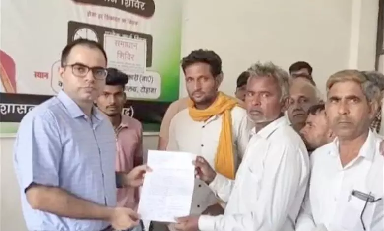 Tohana: मनरेगा मजदूरी में दर्दनाक हादसा, मृतक महिला के परिजनों ने मांगी मदद Tohana: मनरेगा मजदूरी में दर्दनाक हादसा, मृतक महिला के परिजनों ने मांगी मदद