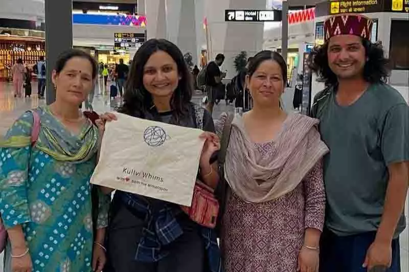 Kullu घाटी के कारीगर अपनी कला को दुनिया के साथ साझा करते Kullu घाटी के कारीगर अपनी कला को दुनिया के साथ साझा करते