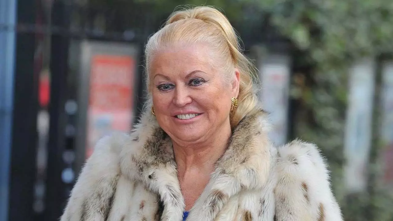 कौन थीं Kim Woodburn? सेलिब्रिटी बिग ब्रदर स्टार का 83 साल की उम्र में निधन कौन थीं Kim Woodburn? सेलिब्रिटी बिग ब्रदर स्टार का 83 साल की उम्र में निधन