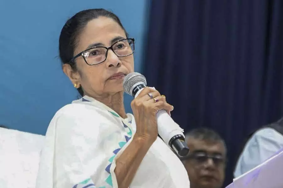 ममता बनर्जी की नई OBC सूची पर राजनीतिक विवाद पर संपादकीय ममता बनर्जी की नई OBC सूची पर राजनीतिक विवाद पर संपादकीय