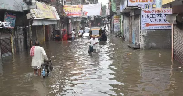 Bareilly में मौसम का कहर, जून में एक दिन में 147 मिमी बारिश का रिकॉर्ड टूटा Bareilly में मौसम का कहर, जून में एक दिन में 147 मिमी बारिश का रिकॉर्ड टूटा