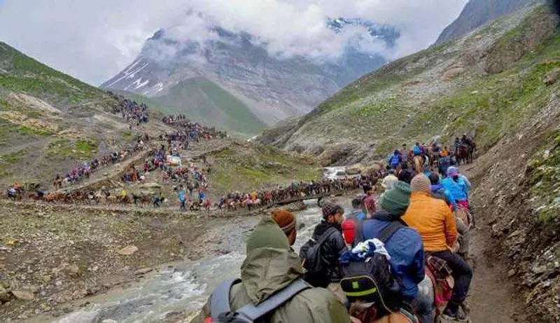 Jammu: अमरनाथ यात्रा मार्ग नो फ्लाइंग जोन होगा Jammu: अमरनाथ यात्रा मार्ग नो फ्लाइंग जोन होगा
