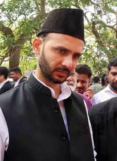 संभल MP ने बिजली आपूर्ति बहाल करने के लिए बिजली विभाग को 6 लाख रुपये का जुर्माना जमा कराया संभल MP ने बिजली आपूर्ति बहाल करने के लिए बिजली विभाग को 6 लाख रुपये का जुर्माना जमा कराया