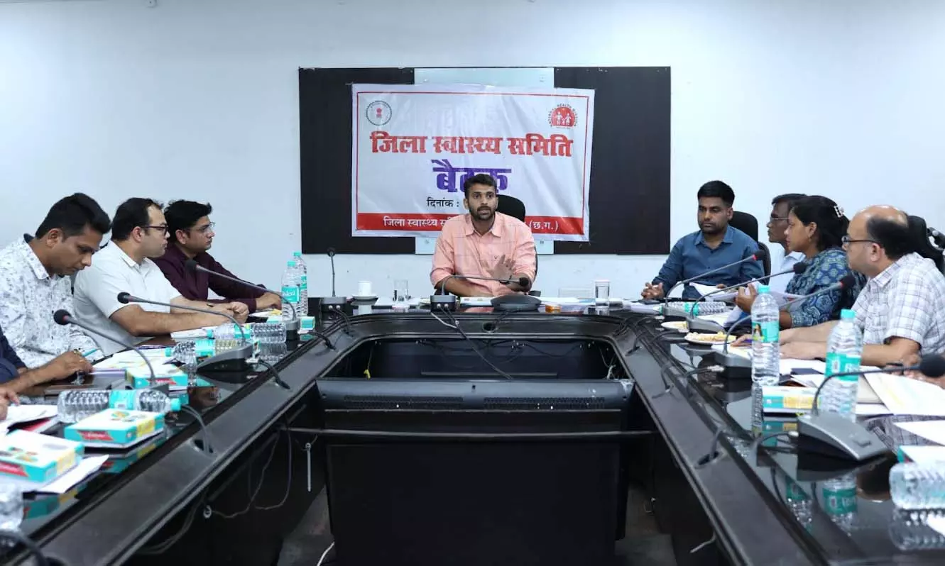 कलेक्टर ने किसानों को समय पर धान-बीज उपलब्ध कराने के दिए निर्देश कलेक्टर ने किसानों को समय पर धान-बीज उपलब्ध कराने के दिए निर्देश
