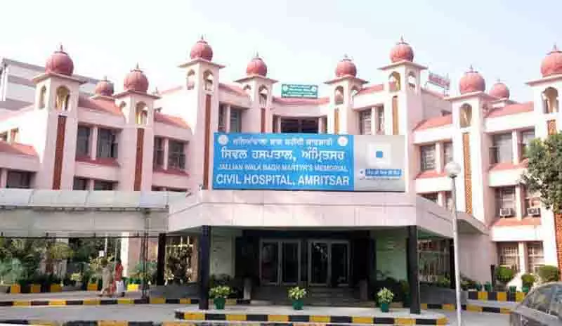 Amritsar में कोविड-19 की वापसी, लेकिन डॉक्टरों ने कहा कि घबराने की जरूरत नहीं Amritsar में कोविड-19 की वापसी, लेकिन डॉक्टरों ने कहा कि घबराने की जरूरत नहीं