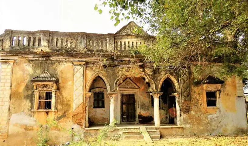 ईश्वर ब्राह्मण दोराला गादी गतला मल्ल्याला: अपनी अनूठी विरासत का अनावरण ईश्वर ब्राह्मण दोराला गादी गतला मल्ल्याला: अपनी अनूठी विरासत का अनावरण