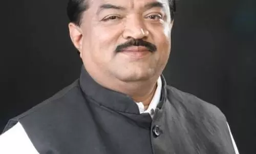 शिवसेना (यूबीटी) से निष्कासित सुधाकर बडगुजर भाजपा में होंगे शामिल, बोले परिणय फुके- पार्टी में उनका स्वागत शिवसेना (यूबीटी) से निष्कासित सुधाकर बडगुजर भाजपा में होंगे शामिल, बोले परिणय फुके- पार्टी में उनका स्वागत