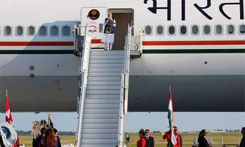 G7 शिखर सम्मेलन में नेताओं से मिलूंगा, महत्वपूर्ण वैश्विक मुद्दों पर अपने विचार साझा करूंगा: कनाडा में PM Modi G7 शिखर सम्मेलन में नेताओं से मिलूंगा, महत्वपूर्ण वैश्विक मुद्दों पर अपने विचार साझा करूंगा: कनाडा में PM Modi