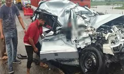 Bareilly: तेज रफ्तार ट्रक ने ली पूर्व विधायक के चचेरे भाई की जान