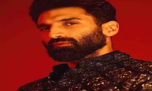 Aditya Roy Kapur  हमेशा अत्यधिक आत्म-आलोचनात्मक रहते हैं