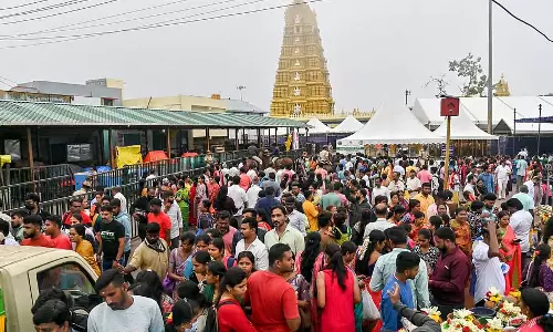 KSRTC ने आषाढ़ में चामुंडेश्वरी दर्शन की सुविधा प्रदान करने की तैयारी की KSRTC ने आषाढ़ में चामुंडेश्वरी दर्शन की सुविधा प्रदान करने की तैयारी की