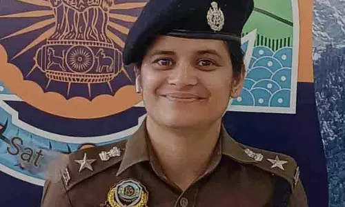 Police ने कांस्टेबल भर्ती परीक्षा में नकल कराने वाले गिरोह का भंडाफोड़, 2 गिरफ्तार