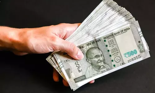 नीलांबुर उपचुनाव विवाद के बीच Kerala सरकार ने कल्याण पेंशन वितरण की घोषणा की