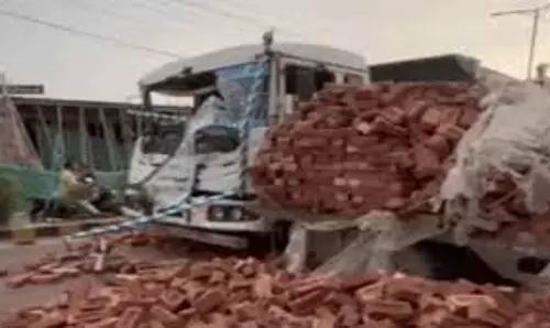 Karnal: डंपर की टक्कर से ट्रैक्टर–ट्राली सवार युवक की मौत