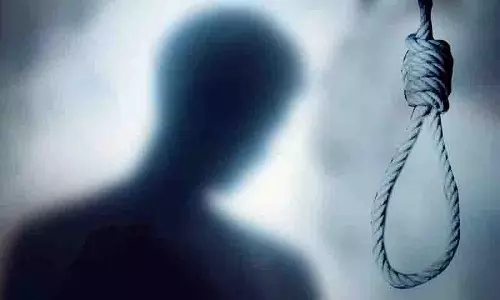 Telangana: पूरक परीक्षा में असफल होने पर दो इंटरमीडिएट छात्रों ने आत्महत्या कर ली