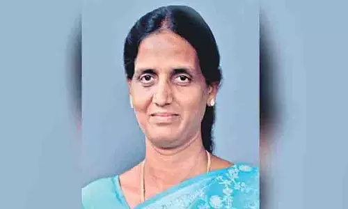 BRS महिला नेताओं ने केसीआर, केटीआर के खिलाफ राजनीतिक प्रतिशोध की निंदा की BRS महिला नेताओं ने केसीआर, केटीआर के खिलाफ राजनीतिक प्रतिशोध की निंदा की