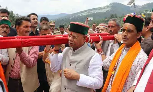 Himachal के राज्यपाल ने पुजारली मंदिर का दौरा किया Himachal के राज्यपाल ने पुजारली मंदिर का दौरा किया
