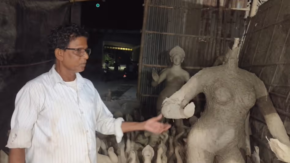 Assam : चापर के पालपारा इलाके में रात भर नवनिर्मित मूर्तियों को क्षतिग्रस्त किया गया