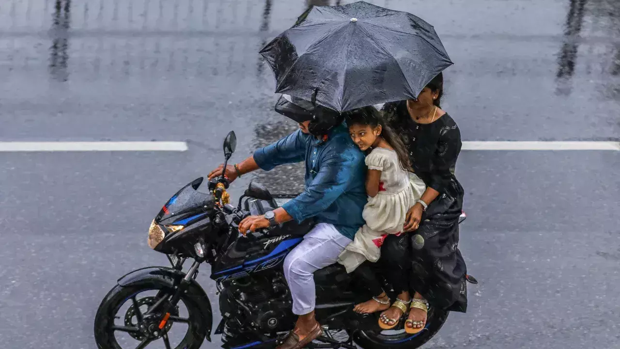 Kottayam में राहत शिविरों में इस्तेमाल किए जाने वाले स्कूलों में आज अवकाश रहेगा Kottayam में राहत शिविरों में इस्तेमाल किए जाने वाले स्कूलों में आज अवकाश रहेगा