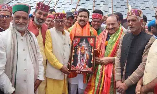 Vikramaditya ने पंडोह में ब्यास नदी पर पुल की आधारशिला रखी