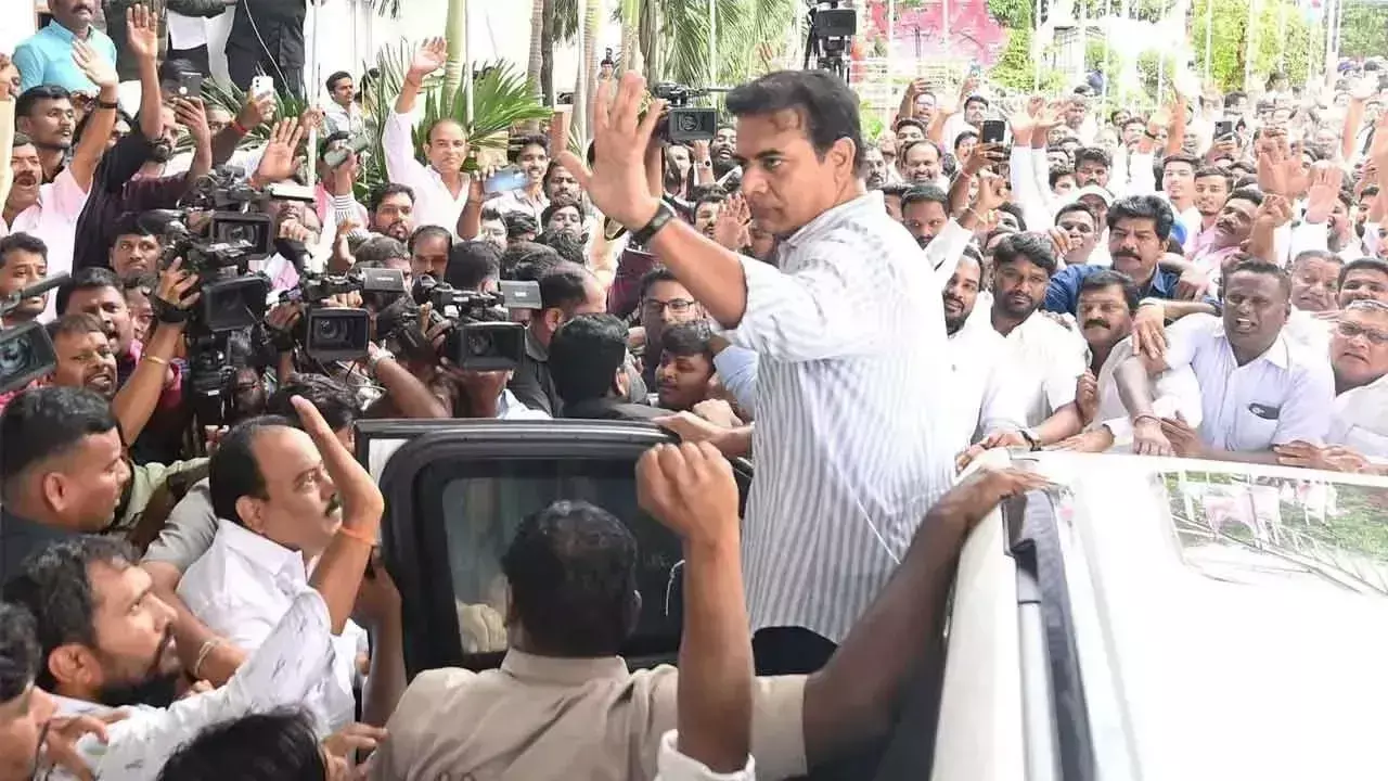 दूसरा राउंड: ACB ने KTR से 7 घंटे तक पूछताछ की