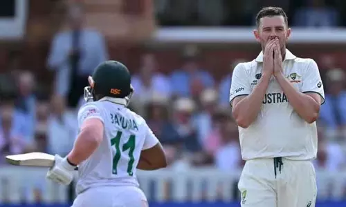 Mitchell Johnson ने आईपीएल को प्राथमिकता देने के लिए जोश हेजलवुड की आलोचना की Mitchell Johnson ने आईपीएल को प्राथमिकता देने के लिए जोश हेजलवुड की आलोचना की