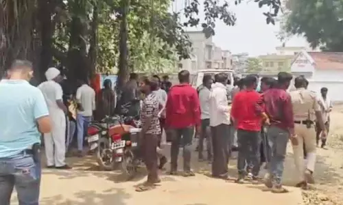 Sheopur में मारपीट के विरोध में सड़क पर उतरे युवा, चौकी की मांग पर अड़े