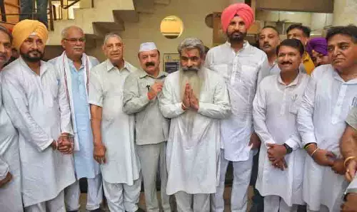 Ludhiana पश्चिम उपचुनाव, कांग्रेस की मुश्किलें बढ़ीं, बघेल ने देर से दी एंट्री Ludhiana पश्चिम उपचुनाव, कांग्रेस की मुश्किलें बढ़ीं, बघेल ने देर से दी एंट्री