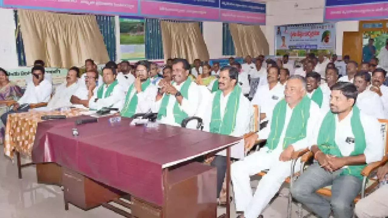 Telangana: 95.53 करोड़ रुपये रायथु भरोसा फंड वानापर्थी किसानों को दिए गए