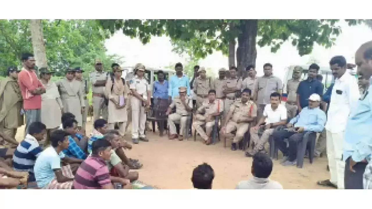 Telangana: कोठागुडेम में गुथिकोया के आक्रमण की स्थिति बदतर हो गई है