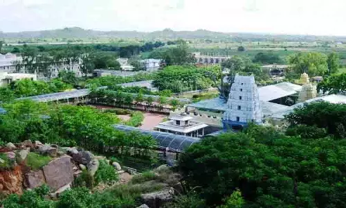Basar Mandir विकास मास्टरप्लान ठंडे बस्ते में, श्रद्धालुओं ने जताई चिंता Basar Mandir विकास मास्टरप्लान ठंडे बस्ते में, श्रद्धालुओं ने जताई चिंता