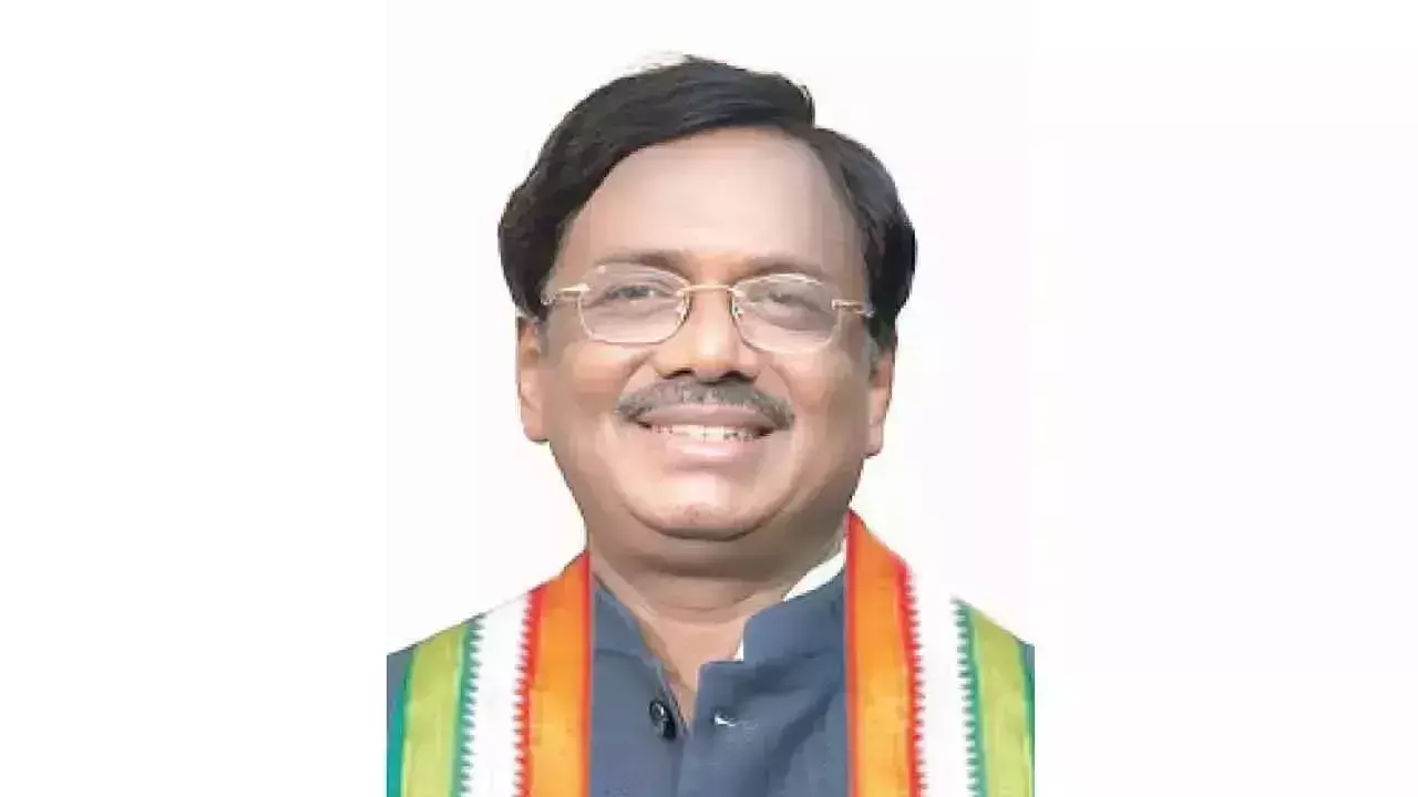 विवेक वेंकटस्वामी ने CM रेवंत रेड्डी से मुलाकात की