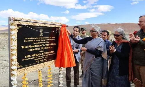 वित्त मंत्री ने Ladakh में मिनी तारामंडल की आधारशिला रखी