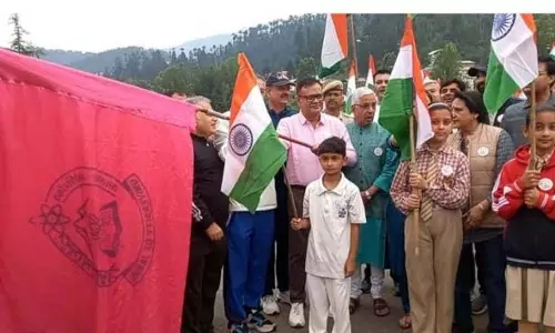 JU के कुलपति ने नशीली दवाओं के दुरुपयोग के खिलाफ वॉकथॉन को हरी झंडी दिखाई