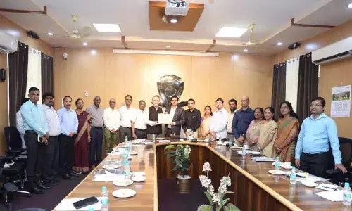 ब्रिटिश उप उच्चायुक्त ने उस्मानिया विश्वविद्यालय का दौरा किया