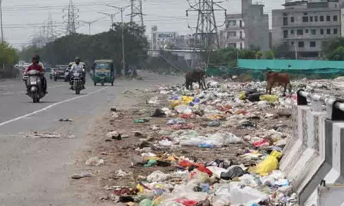 Airport Road पर कूड़े के ढेर से मोहाली के निवासियों और यात्रियों में गुस्सा