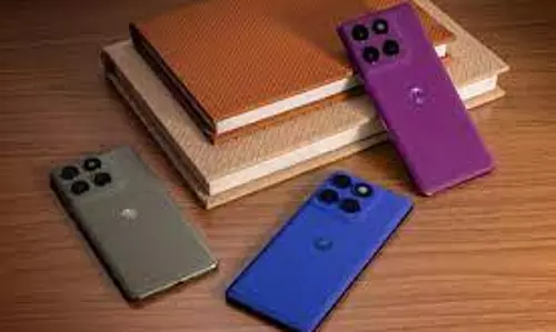 Motorola Edge 60 की भारत में शुरू हुई बिक्री, जानें ऑफर्स Motorola Edge 60 की भारत में शुरू हुई बिक्री, जानें ऑफर्स