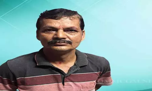 खोरधा में आबकारी विभाग का एसआई रिश्वत लेते पकड़ा गया