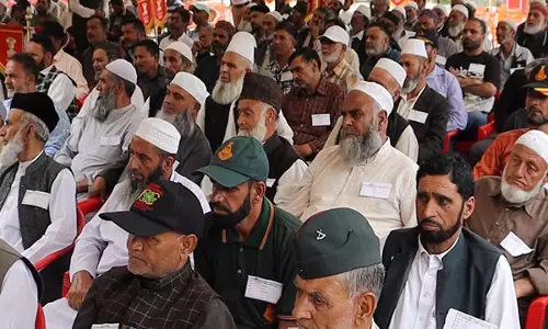 जम्मू-कश्मीर: भारतीय सेना ने Kupwara में पूर्व सैनिकों की रैली निकाली