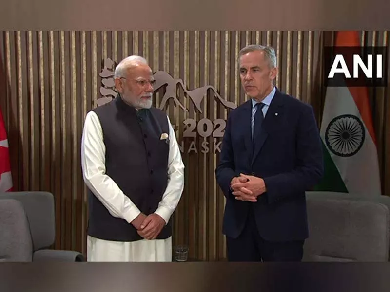 PM Modi to Carney भारत और कनाडा को लोकतंत्र और मानवता को मजबूत करना चाहिए PM Modi to Carney भारत और कनाडा को लोकतंत्र और मानवता को मजबूत करना चाहिए