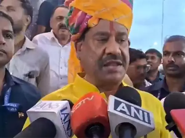 Om Birla ने बूंदी में 20 करोड़ रुपये की लागत वाले केंद्रीय विद्यालय का उद्घाटन किया Om Birla ने बूंदी में 20 करोड़ रुपये की लागत वाले केंद्रीय विद्यालय का उद्घाटन किया