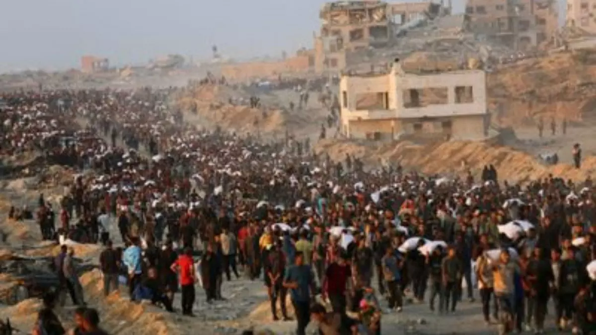 Gaza: राहत सामग्री का इंतजार कर रहे लोगों पर गोलीबारी Gaza: राहत सामग्री का इंतजार कर रहे लोगों पर गोलीबारी
