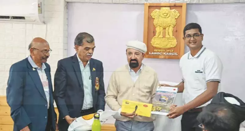 द्रास मैराथन 2025: सीईसी कारगिल ने सरहद एनजीओ के साथ बैठक की अध्यक्षता द्रास मैराथन 2025: सीईसी कारगिल ने सरहद एनजीओ के साथ बैठक की अध्यक्षता