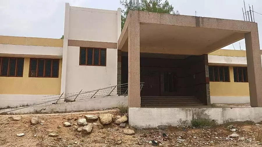 Siruguppa: पर्यटक मंदिर का उद्घाटन Siruguppa: पर्यटक मंदिर का उद्घाटन